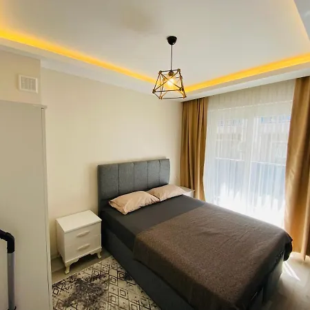 Sahile 100 Metre Sifir Esyali Ferah Daire Apartman *