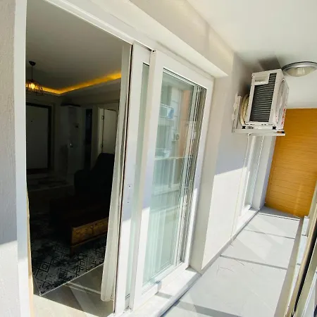 Sahile 100 Metre Sifir Esyali Ferah Daire Apartman